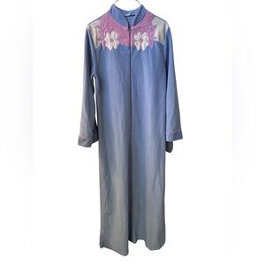 Blue Floral Embroidered Long Housecoat/Robe Vintage 70’s